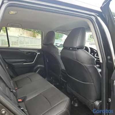 2021 Toyota Rav-4 — foto 3 / 4