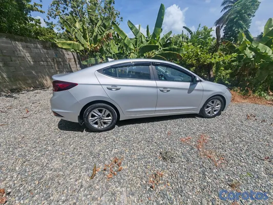 2020 Hyundai Elantra — foto 6 / 6