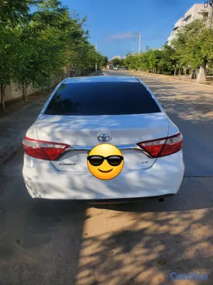 2016 Toyota Camry — foto 2 / 6