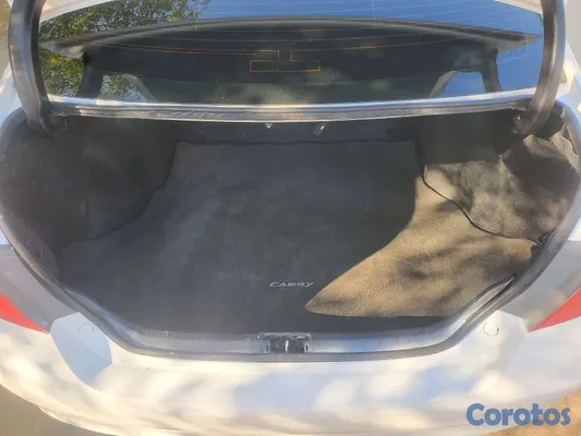 2016 Toyota Camry — foto 3 / 6