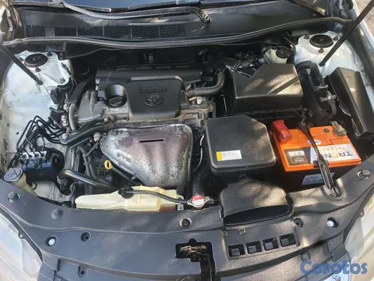 2016 Toyota Camry — foto 4 / 6