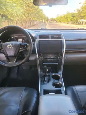 2016 Toyota Camry — foto 6 / 6
