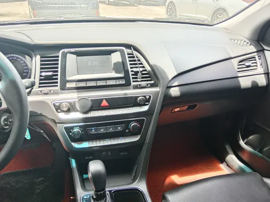 2020 Hyundai Sonata — foto 7 / 10