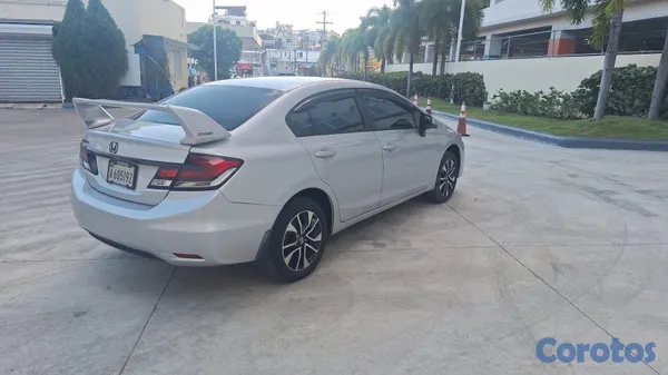 2013 Honda Civic — foto 5 / 8