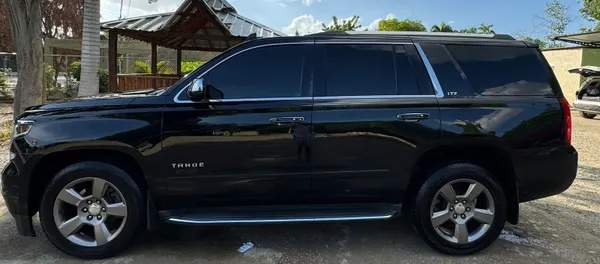 2016 Chevrolet Tahoe — foto 4 / 10