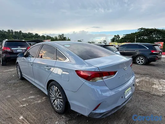 2019 Hyundai Sonata — foto 4 / 8
