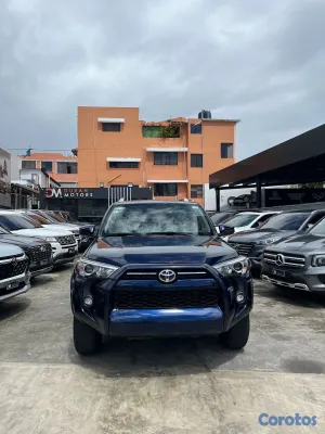 2021 Toyota 4 Runner — foto 3 / 11
