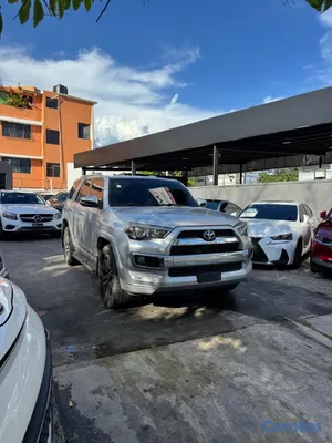 2018 Toyota 4 Runner — foto 2 / 10