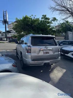 2018 Toyota 4 Runner — foto 8 / 10