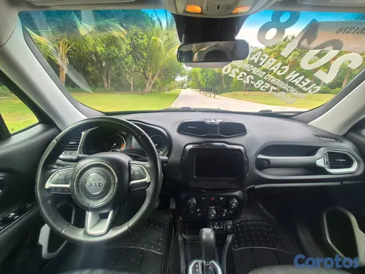 2018 Jeep Renegade — foto 4 / 10
