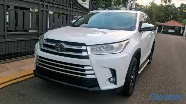 2019 Toyota Highlander — foto 4 / 8