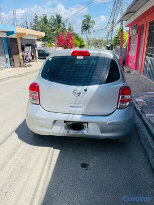 2011 Nissan March — foto 2 / 8