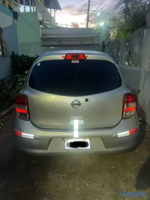 2011 Nissan March — foto 4 / 8