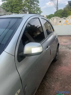 2011 Nissan March — foto 5 / 8