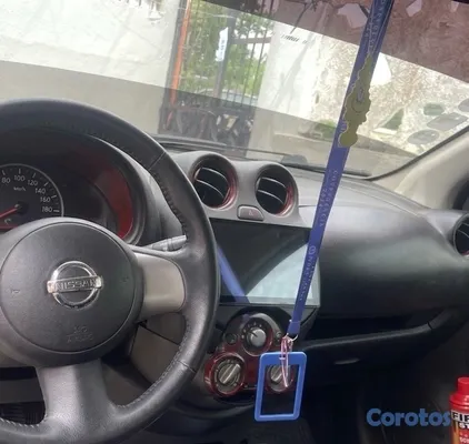 2011 Nissan March — foto 6 / 8