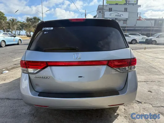 2016 Honda Odyssey — foto 5 / 11
