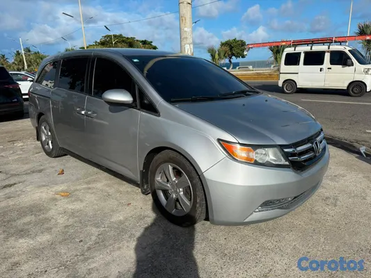 2016 Honda Odyssey — foto 10 / 11