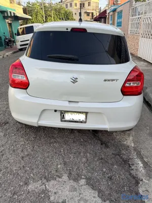 2017 Suzuki Swift — foto 4 / 5
