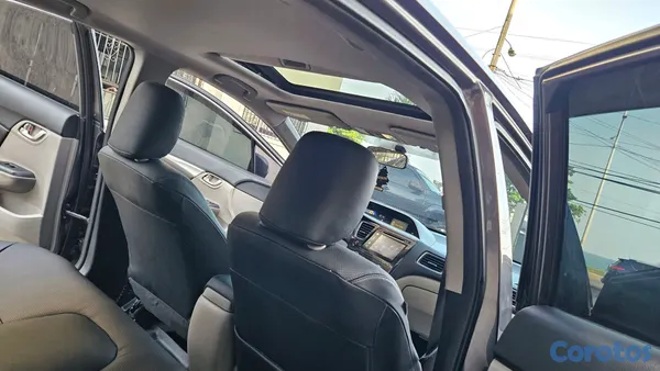 2014 Honda Civic — foto 8 / 11