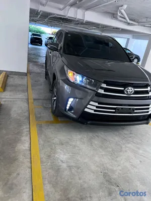 2019 Toyota Highlander — foto 3 / 9
