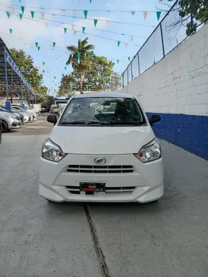2020 Daihatsu Mira — foto 2 / 10