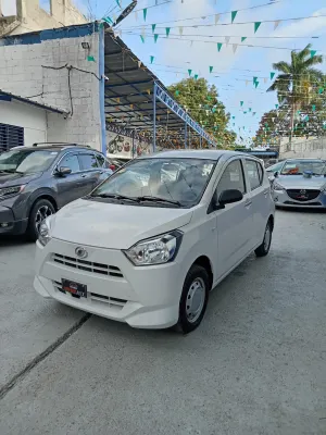 2020 Daihatsu Mira — foto 3 / 10