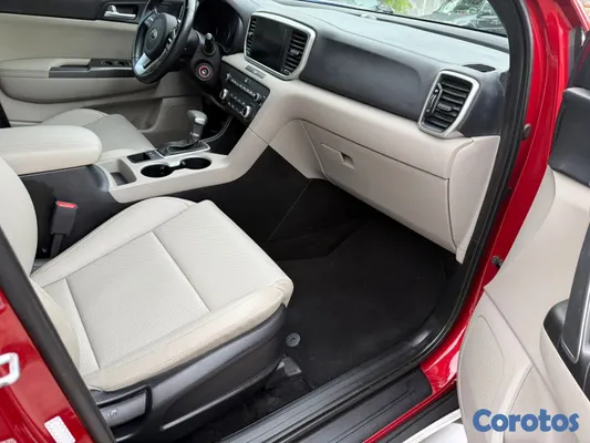 2021 Kia Sportage — foto 7 / 13