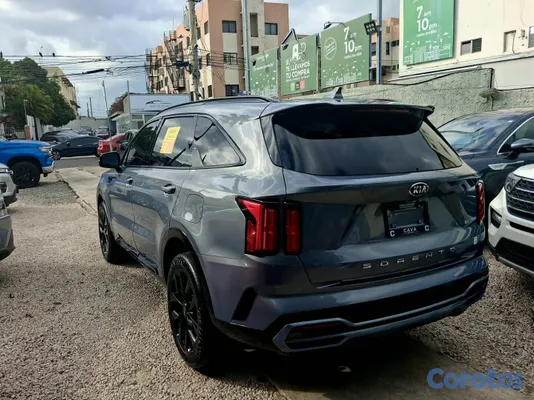 2021 Kia Sorento — foto 2 / 11