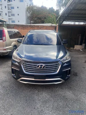 2017 Hyundai Santa Fe — foto 2 / 8
