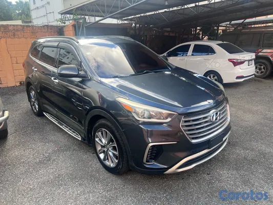 2017 Hyundai Santa Fe — foto 3 / 8