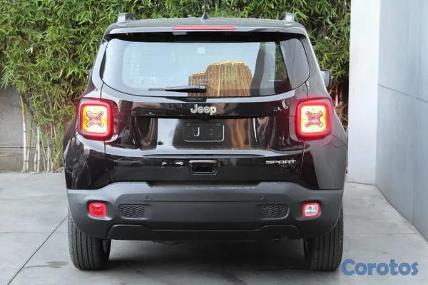2026 Jeep Renegade — foto 5 / 9