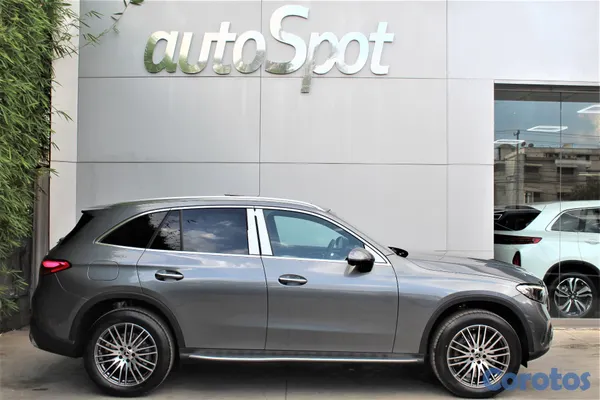 2026 Mercedes-Benz Clase GLC — foto 4 / 12