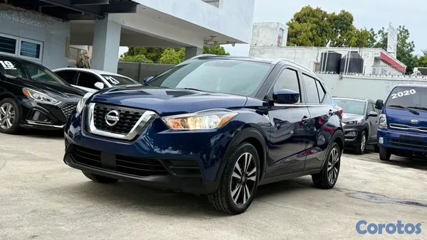2020 Nissan Kicks — foto 2 / 10
