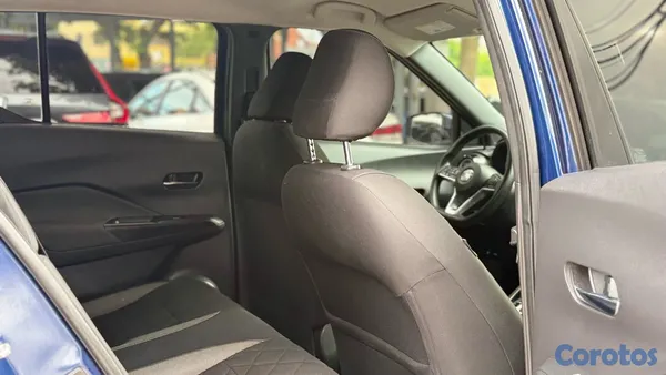 2020 Nissan Kicks — foto 9 / 10