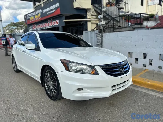 2010 Honda Accord — foto 2 / 6