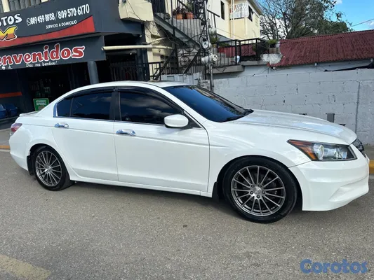 2010 Honda Accord — foto 6 / 6