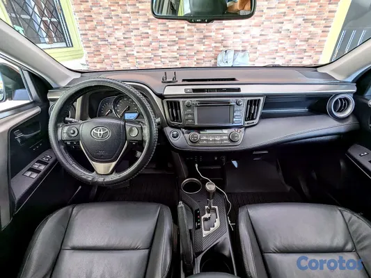 2013 Toyota Rav-4 — foto 5 / 9
