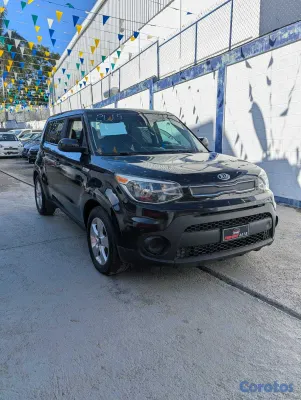 2017 Kia Soul — foto 2 / 12