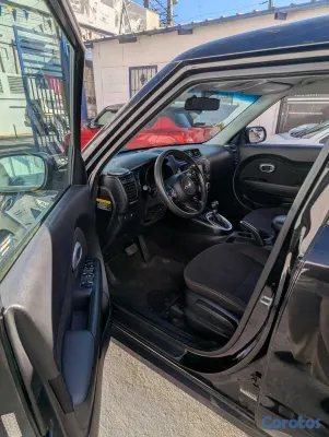 2017 Kia Soul — foto 6 / 12