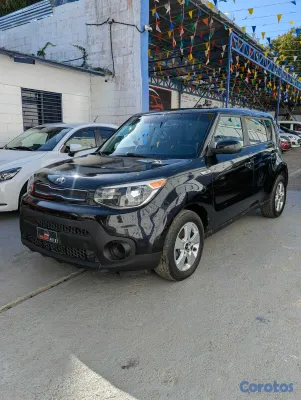 2017 Kia Soul — foto 10 / 12