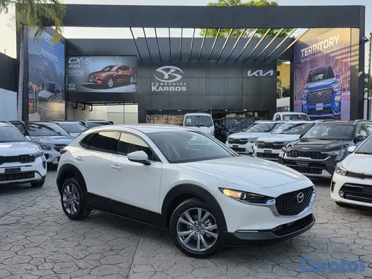 2027 Mazda CX-30 — foto 2 / 10