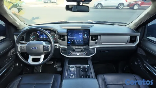 2022 Ford Expedition — foto 3 / 9
