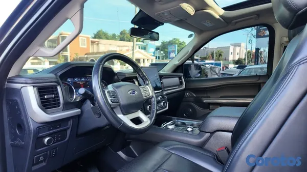 2022 Ford Expedition — foto 9 / 9