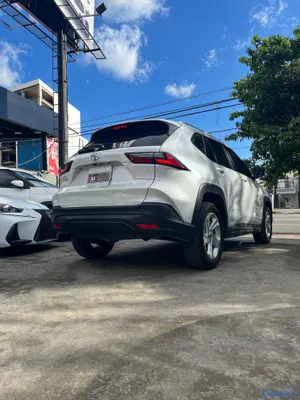 2025 Toyota Yaris Cross FULL — foto 6 / 9