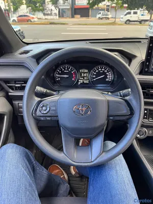 2025 Toyota Yaris Cross FULL — foto 8 / 9