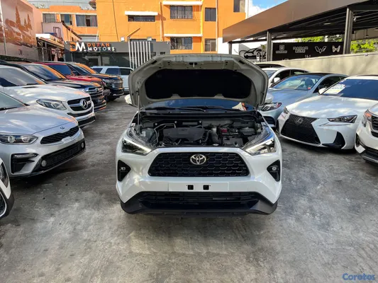 2025 Toyota Yaris Cross FULL — foto 9 / 9