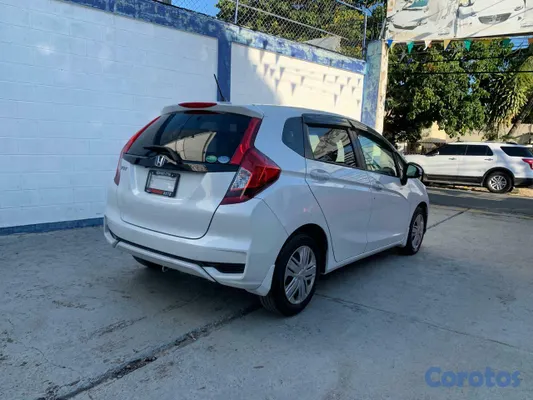 2020 Honda Fit — foto 3 / 12