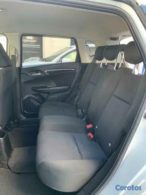 2020 Honda Fit — foto 8 / 12