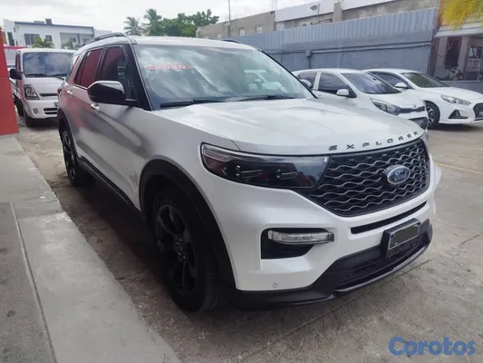 2020 Ford Explorer — foto 8 / 10