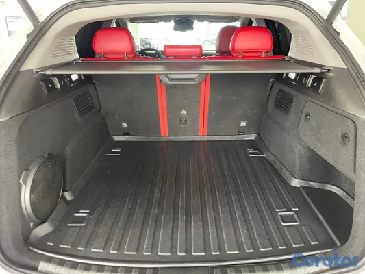 2019 Alfa Romeo Stelvio — foto 9 / 11